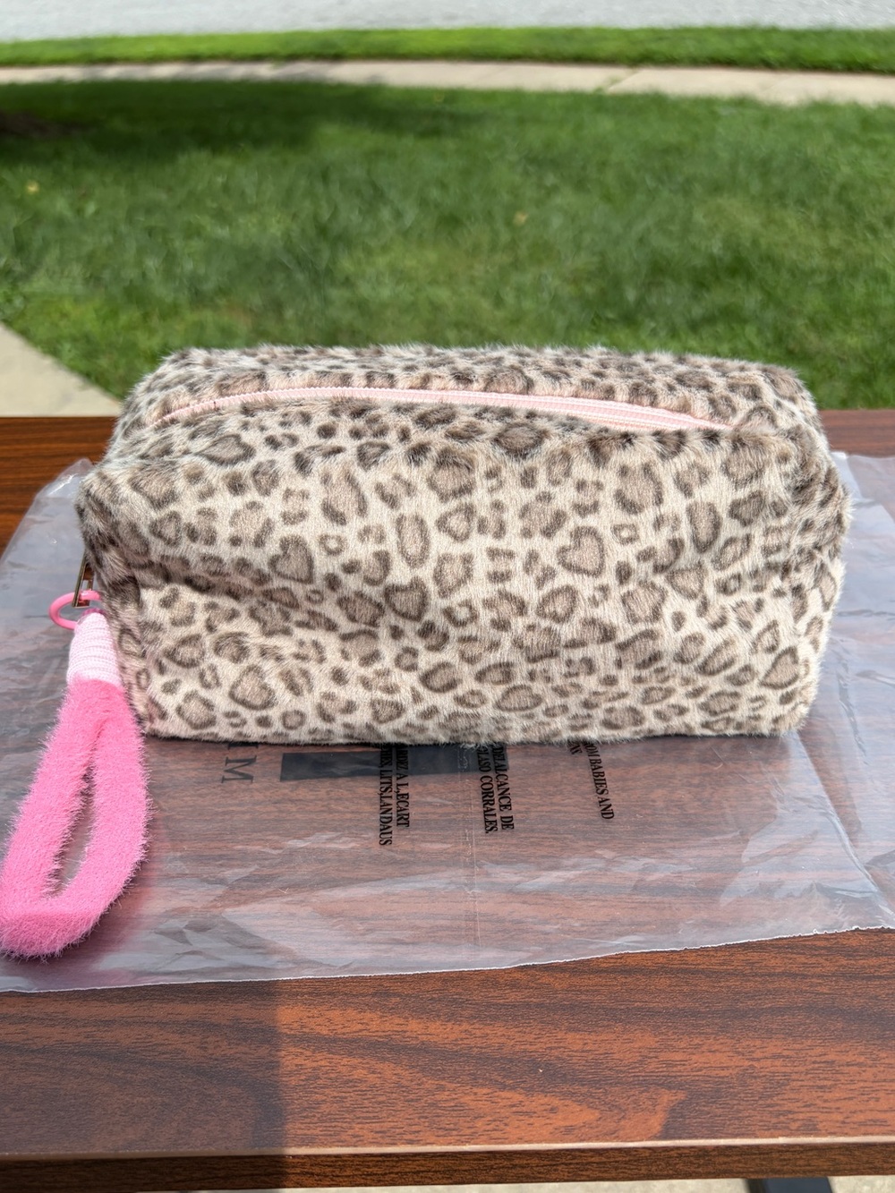 MKS America Plush Leopard Print Cosmetic Makeup Bag Wristlet NWT